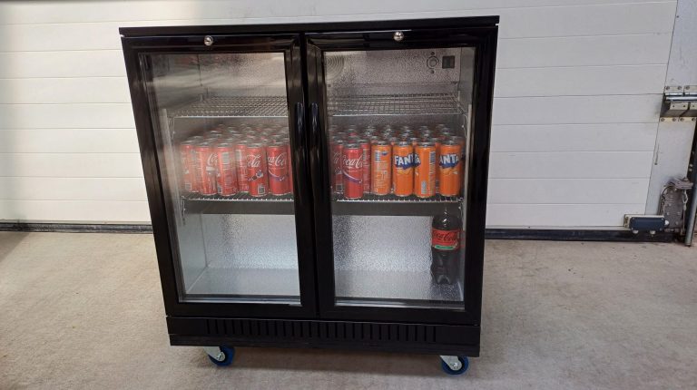 Drankkoelkast 2 deuren Om de drank koud te zetten